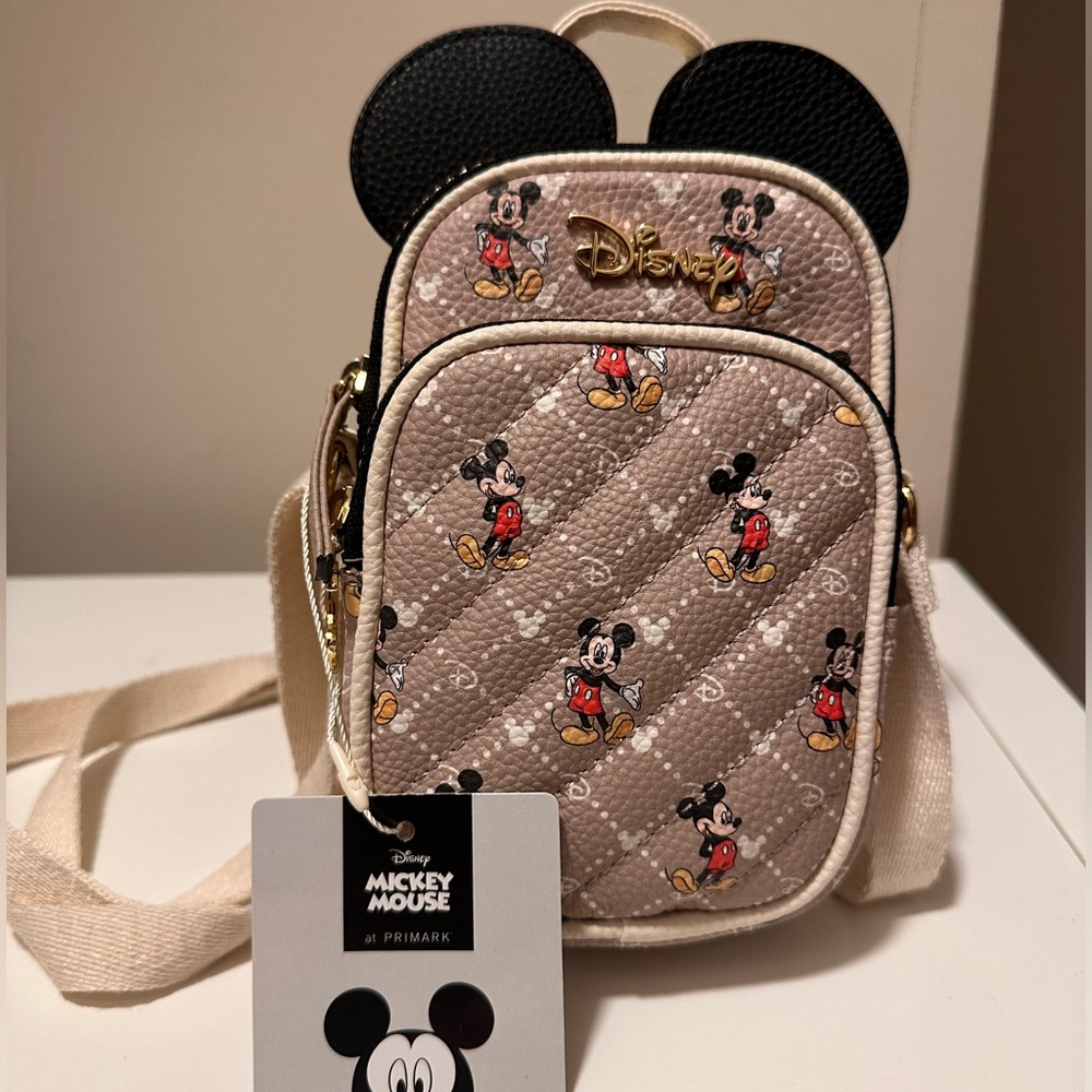 NWT MICKEY MOUSE CROSSBODY!